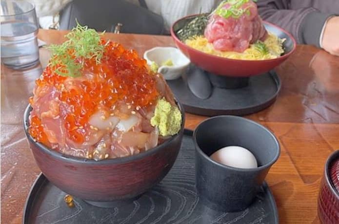 伊豆の海鮮丼の画像